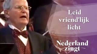 Nederland Zingt Leid vriendlijk licht [upl. by Chernow]