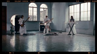 SILENT SIREN「Sus4」 MUSIC VIDEO [upl. by Anaud]