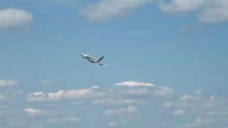 Oshkosh EAA Airventure 2009 A380 Arrival [upl. by Gerek]