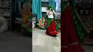 Kishan Maro Dil mat mange Thar hotel ki chai pila do meenawati song [upl. by Alegnave]