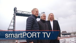 Opening of Europes largest drawbridge in the Port of Hamburg [upl. by Abih]