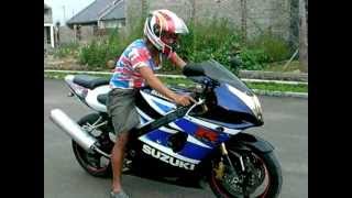 Suzuki gsx 1000r K4 thn 2004 test driveMP4 [upl. by Radmilla443]