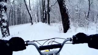 Razor MX650 Ride with LiFePO4 Battery Low  Izmaylovskiy Park winter pathway [upl. by Hgielek]