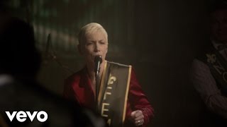 Annie Lennox  Mood Indigo Live [upl. by Walther]