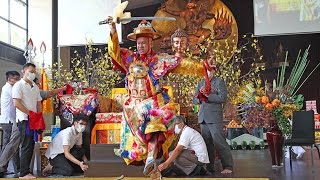 HD Dorje Shugden Oracle taking trance in Kechara Forest Retreat 21 June 2015 [upl. by Shellans]