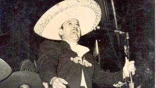 Flor sin Retoño  Canta Pedro Infante EN VIVO [upl. by Parcel]