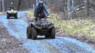 Foreman 500 vs Kodiak 450 4x4 Wheelie Competition [upl. by Nahtnamas]