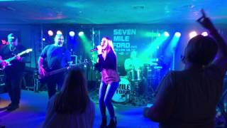 SaraJane McDonald with Seven Mile Ford the Q Roanoke Va 2017 [upl. by Teyugn]