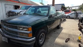 DROP SHACKLES INSTALL 8898 SILVERADO  NEW 60 CHEVY OBS [upl. by Lombardo]