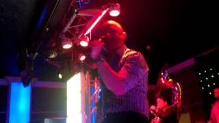 Larry Hernandez  Gente VIP En Vivo [upl. by Amol]