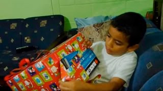 5 BROMAS Con Regalos de NAVIDAD [upl. by Streetman]