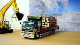 一気！におろします ISUZU＋komatsu PC12508 Timber truck unloading [upl. by Redleh]