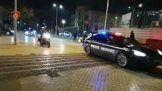 Super eskorta e Erdogan mbi 15 makina dhe 12 motorrë policie shoqëruan Presidentin në Tiranë [upl. by Zelde]