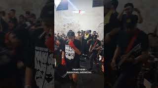 FRONTXSIDE MAKASSAR INDONESIA moshpit twostep violencedance hardcoreindonesia gigs moshing [upl. by Jammie767]