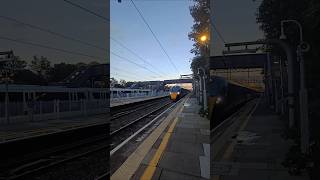 GWR IET Class 800 SlowlySpeed Through Ealing Broadway Station trainspotting class800 [upl. by Fontana]