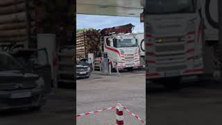 grumier camion semi remorque scania 3 essieux [upl. by Leuamme522]