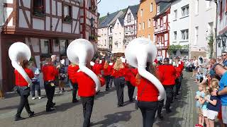 Fanfarenzug Neuhof im Umzug während dem Weinfest 2023 BernkastelKues [upl. by Jazmin]