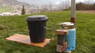 Chauffer sa quotpiscinequot avec un rocket stove [upl. by Spence]