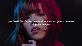 Warm Blood  Carly Rae Jepsen Español [upl. by Ahseiym]