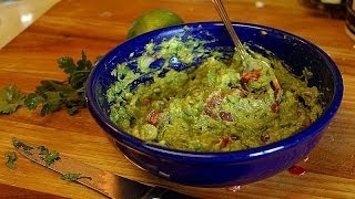 Comment cuisiner un guacamole pour moins de 5 Euros [upl. by Nolasba287]