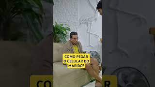 Como pegar o celular do marido humor sátira comedia teatro casal [upl. by Deaner]