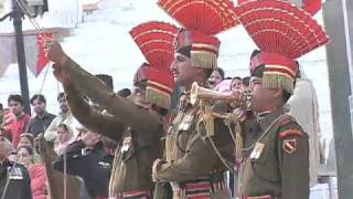 Flag Ceremony on IndiaPakistan Border Kicks Up Dust [upl. by Weissberg15]