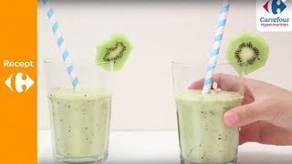 Een recept voor smoothie banaan en kiwi op basis van vers fruit [upl. by Iggem]