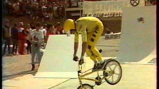 bmx oldschool Mours 85 eddie fiola freestyle [upl. by Lotty]