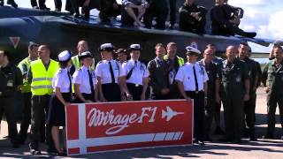 Défilé du 14 juillet  le Mirage F1 tire sa révérence [upl. by Ellehsem]