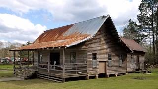 The Stanton quotDogtrotquot Cabin at Peterman Alabama built 1880s [upl. by Orelie724]