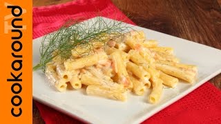 Pasta al salmone  Ricetta facile e veloce [upl. by Nacim]