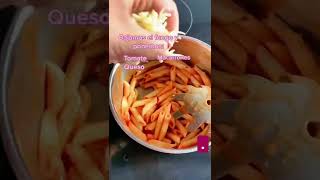 RECETA EXPRESS MACARRONES CON TOMATE 🍅 SALCHICHAS 🌭 Y QUESO 🧀 [upl. by Malvin]