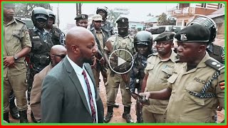 Akatambi Akentiisa Police Elumbye Bobi Wine Ku Nup Nga Banonye Mbega M7 Gweyasiidise Okubega Bobi [upl. by Arihk]