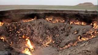 Feuerkrater in der Wüste von Karakum Russland [upl. by Airtemad]