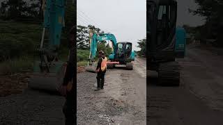 Kobelco excavator at work automobile heavyequipment heavymachines excavator jcbconstruction [upl. by Adieno]