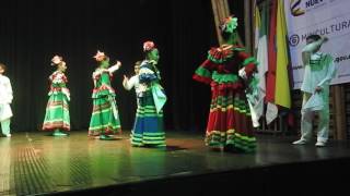 Ronda infantil quotLos Cinco Negritosquot grupo 5H del Bachillerato Artístico de Fundanza [upl. by Reamy]