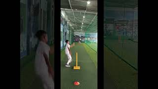 HOW TO PLAY FLIGHTED BOWL SIX AGAINST LEG SPINNER [upl. by Eehtomit741]