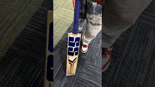 ss sky cricket bat [upl. by Leslie]