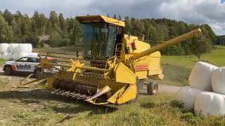 New Holland Clayson 8040 [upl. by Maker]