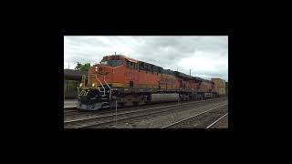 BNSF 6173 at Berwyn Illinois [upl. by Gillian]