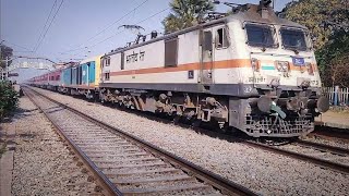 MindBlowing Speed 22669 Ernakulam Patna SF Express Crosses Like a Bullet [upl. by Hachmin]