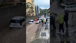 Bomba d’acqua all’Isola d’Elba le immagini degli allagamenti a Rio Marina shorts news [upl. by Akemahs643]