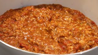 Make the PERFECT Greek Mince meat sauce in 70 minutes  Makaronia me Kima [upl. by Airlie736]