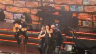 Laura Pausini Incancellabile live firenze [upl. by Oinolopa]