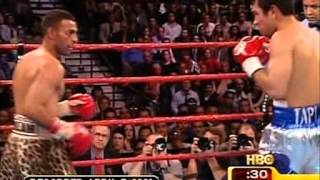 Marco Antonio Barrera vs Prince Naseem Hamed [upl. by Ebert]