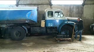 SaôneetLoire  le musée du camion à MontceaulesMines [upl. by Ladnek]