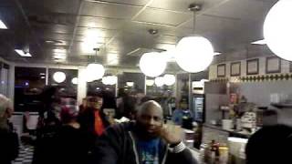 girls goin crazy in waffle house in douglasville 2 [upl. by Anerehs]