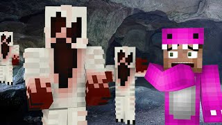 There are CAVE STALKERS in Minecraft RUN [upl. by Reppiks92]