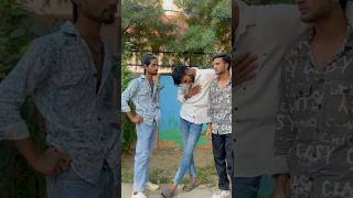 Yeh kaun ￼ Tari Khata 😂😂 funny realsfool comedyshorts comedy funnyfools comedyvideos [upl. by Crescantia]