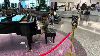 YOSHIKI ストリートピアノ in Boston Logan International Airport 20241015 [upl. by Malo]